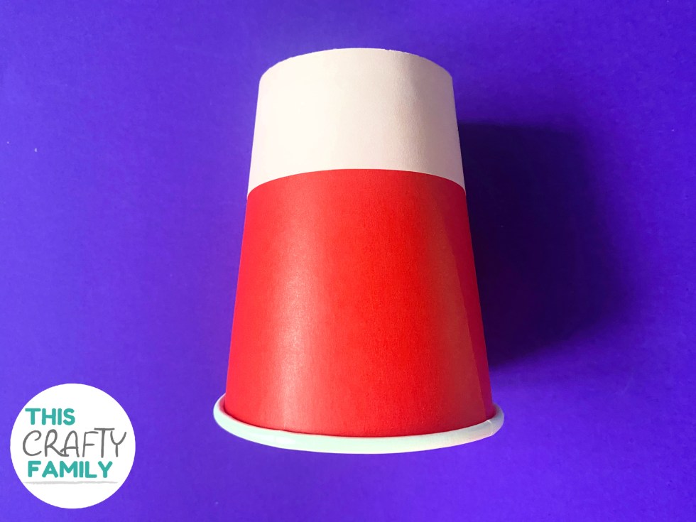 Paper cup Santa puppet - This Crafty Family