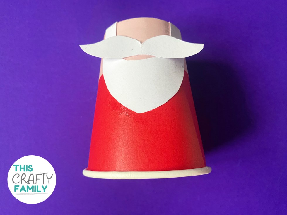 Paper cup Santa puppet - This Crafty Family