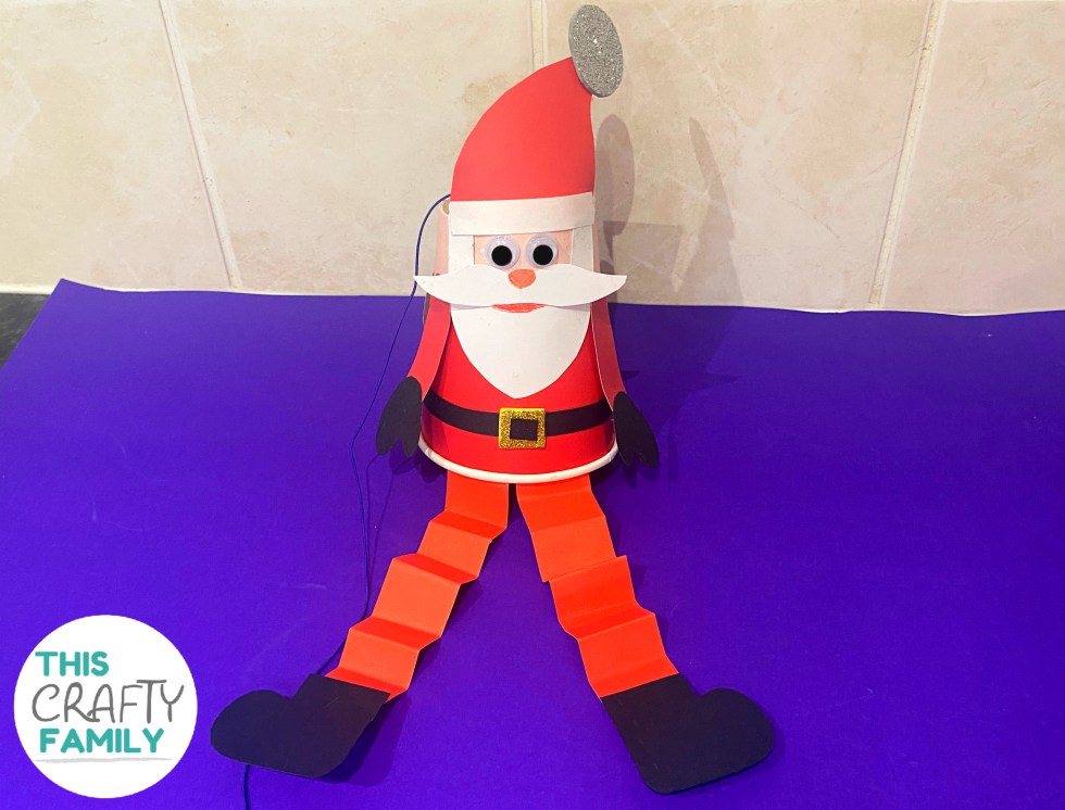 Paper cup Santa puppet - This Crafty Family
